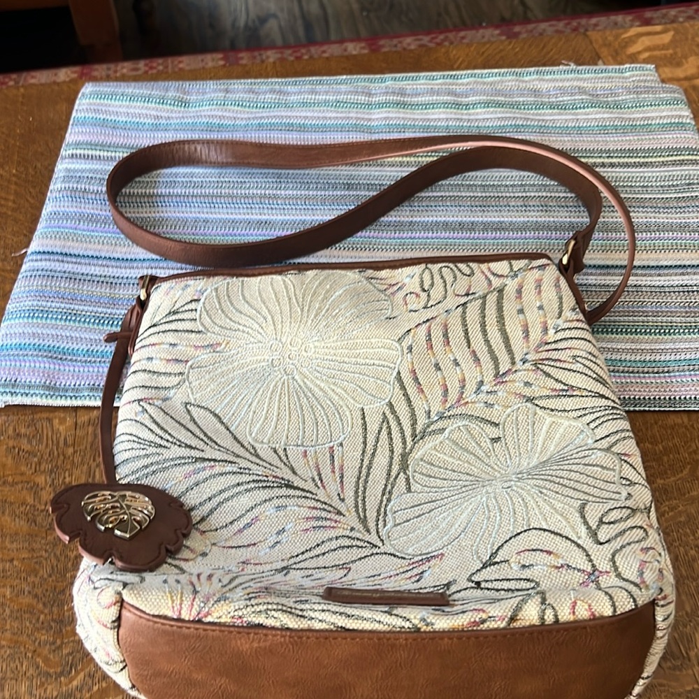 Tommy Bahama Crossbody